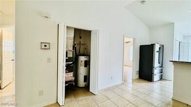 5241 28th St SW in Lehigh Acres, FL - Building Photo - Building Photo