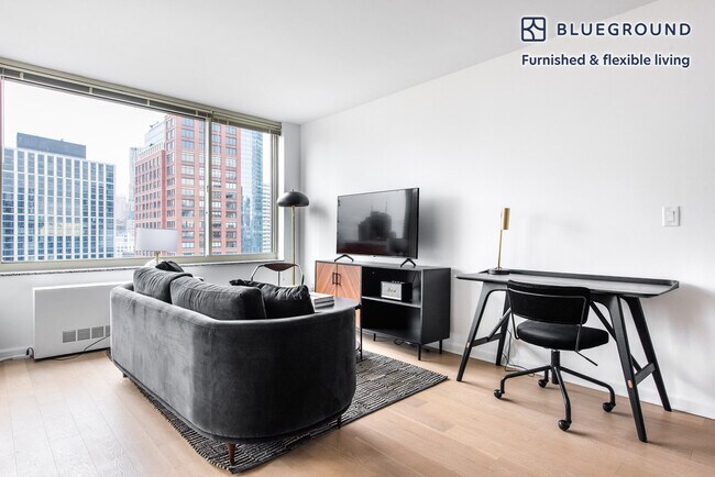 400 Chambers St in New York, NY - Foto de edificio - Building Photo