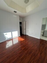 1575 NE 33rd Ave in Homestead, FL - Building Photo - Building Photo