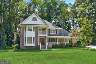 2160 Skyland Cove Ln SW in Snellville, GA - Building Photo