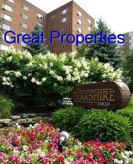 property at 11820 Edgewater Dr