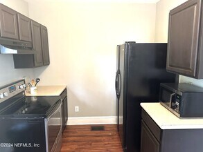 2673 Post St in Jacksonville, FL - Building Photo - Building Photo
