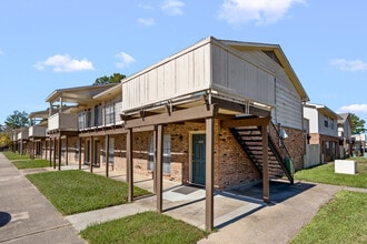 Tiffany Square Apartments in Shreveport, LA - Building Photo - Building Photo