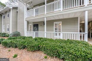 103 Sterling Ct in Alpharetta, GA - Building Photo