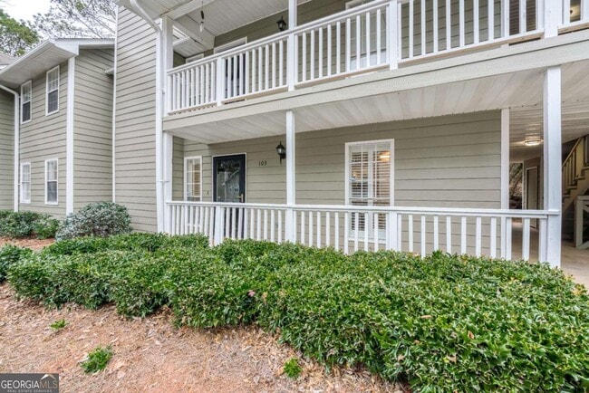 property at 103 Sterling Ct