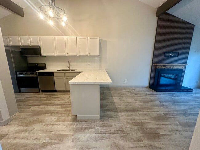 property at 61 Breezy Knoll Ln