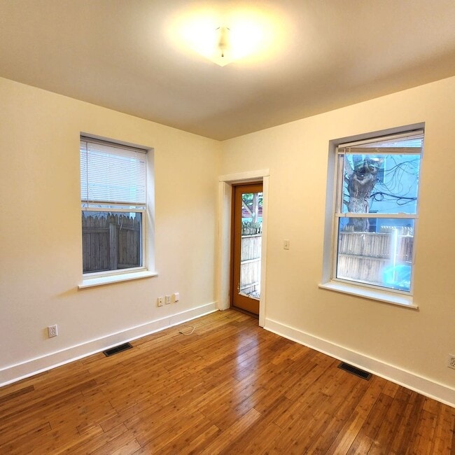property at 2907 W Girard Ave