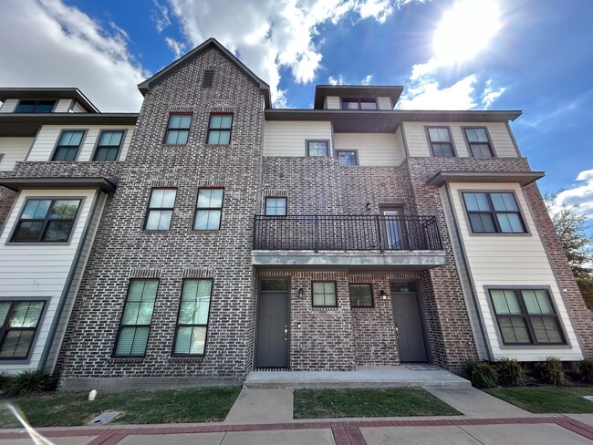 property at 632 Clay St