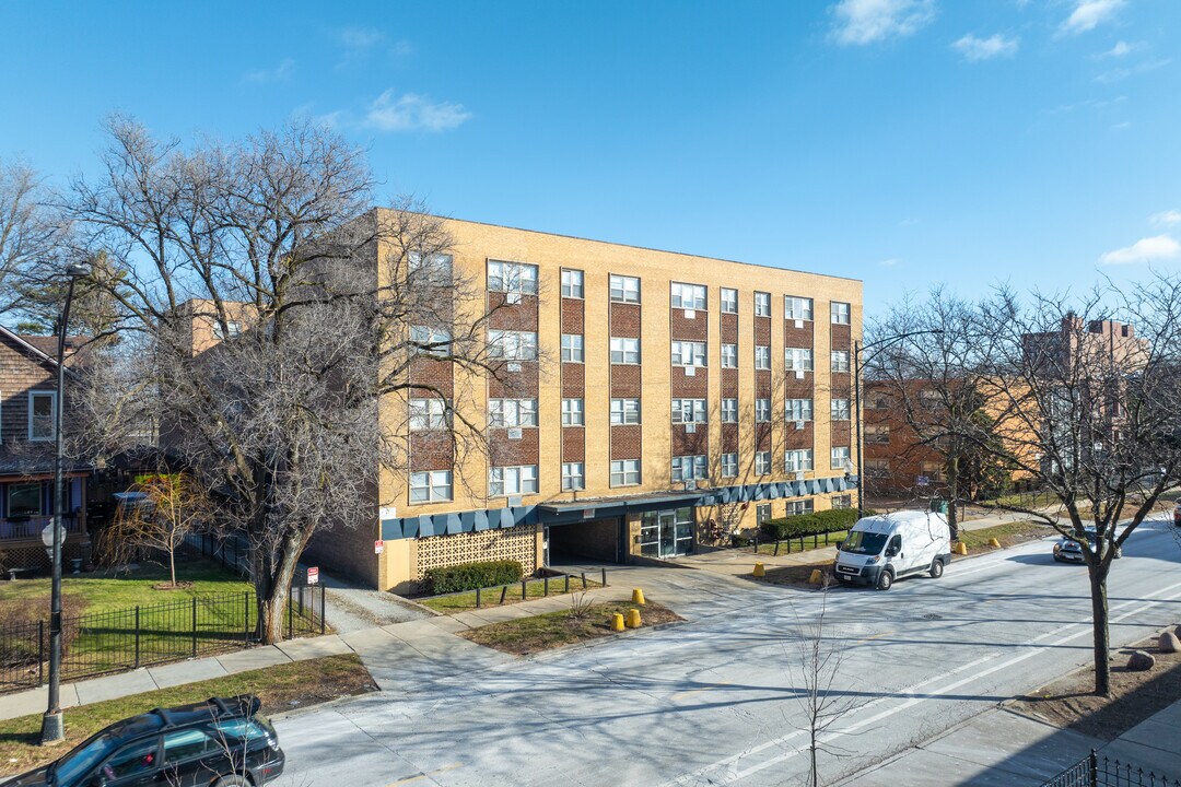 7733 S South Shore Dr in Chicago, IL - Foto de edificio