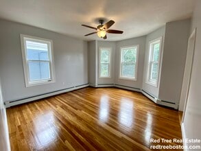 46 Brookley Rd, Unit 3 in Boston, MA - Building Photo - Building Photo