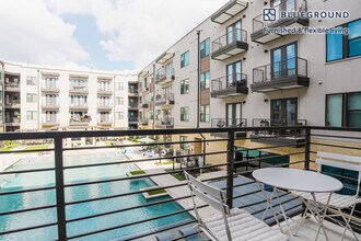 212 W Highland Mall Blvd-Unit -FL2-ID273 in Austin, TX - Building Photo - Building Photo