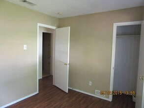 1604 White Oak Ct in Denton, TX - Building Photo - Building Photo