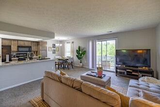 Highland Ridge in Newport, KY - Foto de edificio - Interior Photo