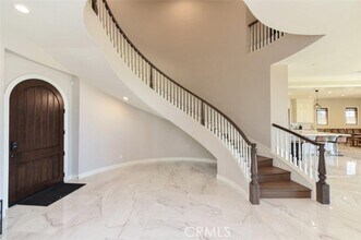 222 Clear Falls in Irvine, CA - Building Photo - Building Photo