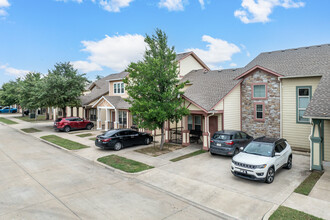 Buckeye Trail Family Residences in Dallas, TX - Building Photo - Building Photo