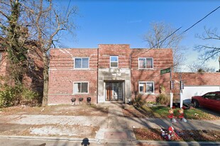 2332 Harrison Avenue in Cincinnati, OH - Building Photo