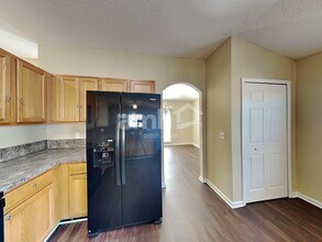 9215 Hawks Haven Ct in Jacksonville, FL - Building Photo - Building Photo