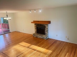 1522 Cameron Dr in Madison, WI - Building Photo - Building Photo