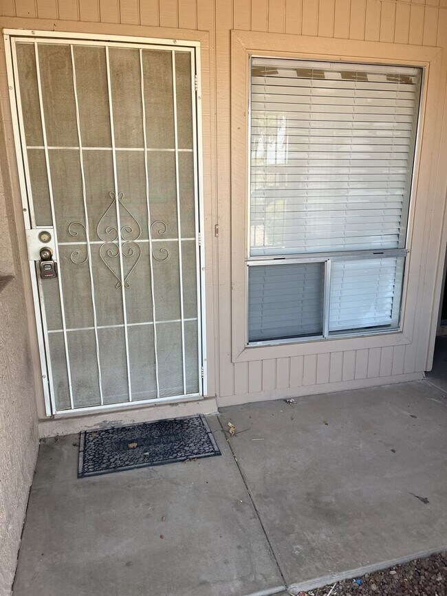 93 N Cooper Rd in Chandler, AZ - Building Photo - Building Photo