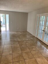 1960 Union St in Clearwater, FL - Foto de edificio - Building Photo