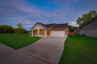 3709 Washington St in Greenville, TX - Building Photo - Building Photo