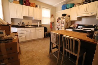 63 Dana St-Unit -Apt 8 in Cambridge, MA - Foto de edificio - Building Photo