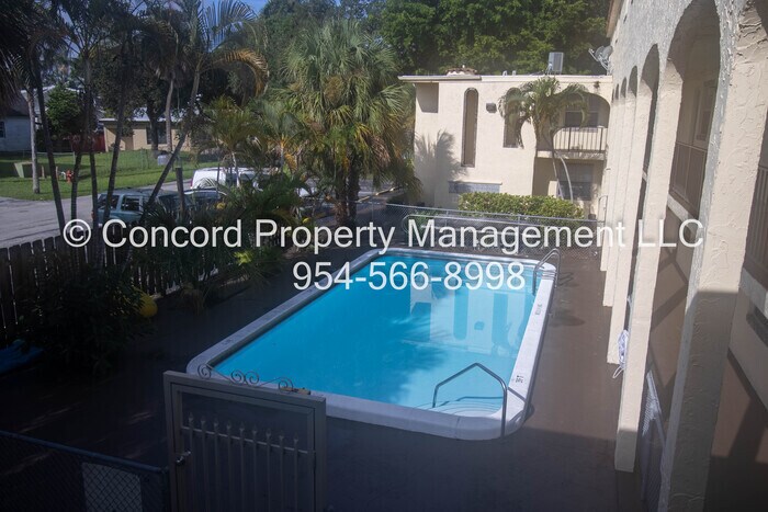 1505 SW 2nd St in Fort Lauderdale, FL - Building Photo
