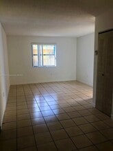 560 NW 114th Ave, Unit 203 in Doral, FL - Building Photo - Building Photo