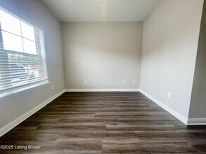 8500 Westmont Dr in Sellersburg, IN - Building Photo - Building Photo