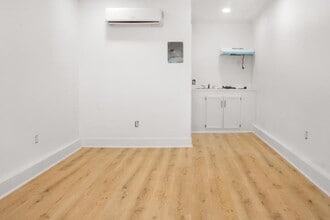 1232 W Ave H 14 in Lancaster, CA - Building Photo - Building Photo