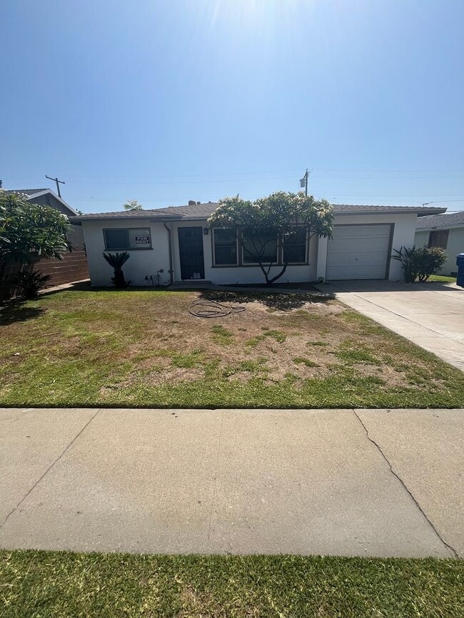 418 S Sunset Ave in Azusa, CA - Building Photo - Building Photo