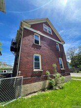 421 24th St in Niagara Falls, NY - Building Photo - Building Photo