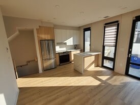 141 N St, Unit 1 in Boston, MA - Building Photo