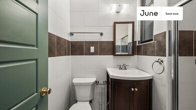 2028 Second Avenue in New York, NY - Building Photo - Building Photo