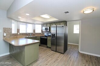2646 E Impala Ave in Mesa, AZ - Foto de edificio - Building Photo