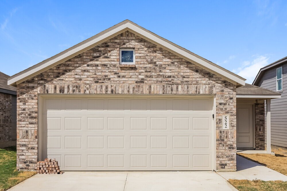 522 Chevre Rd in New Braunfels, TX - Building Photo