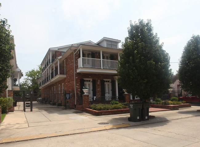 4121 Palmyra St in New Orleans, LA - Foto de edificio - Building Photo