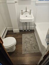 69 Green St, Unit 1 in Augusta, ME - Foto de edificio - Building Photo