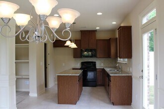 3572 Brockenhurst Dr in Buford, GA - Building Photo - Building Photo