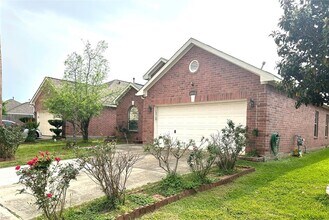 8410 Hemlock Hill Dr in Houston, TX - Building Photo - Building Photo