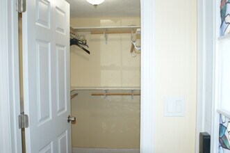 18 Fayette Rd, Unit 2 in Bedford, MA - Building Photo - Building Photo