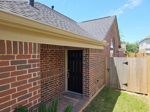 5003 Colony Hurst Trail in Spring, TX - Building Photo - Building Photo