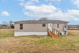 20 Conner-Hogan Ln in Scottsville, KY - Building Photo - Building Photo