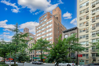 110 E 36th St in New York, NY - Building Photo - Building Photo