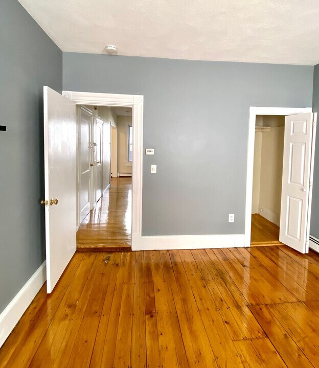 284 Chelsea St in Boston, MA - Building Photo