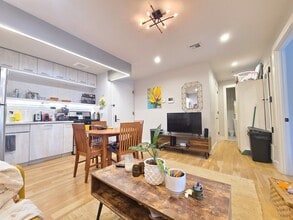 202 Clifton Pl, Unit 2B in Brooklyn, NY - Foto de edificio - Building Photo