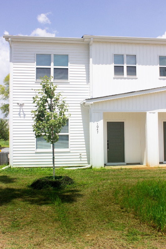 1047 E Harnett St in Dunn, NC - Building Photo - Building Photo
