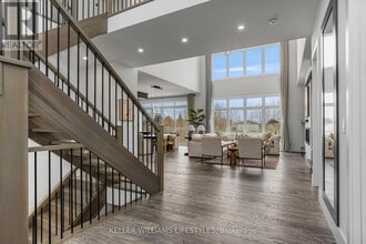 7128 SIlver Creek Cir in London, ON - Building Photo - Building Photo