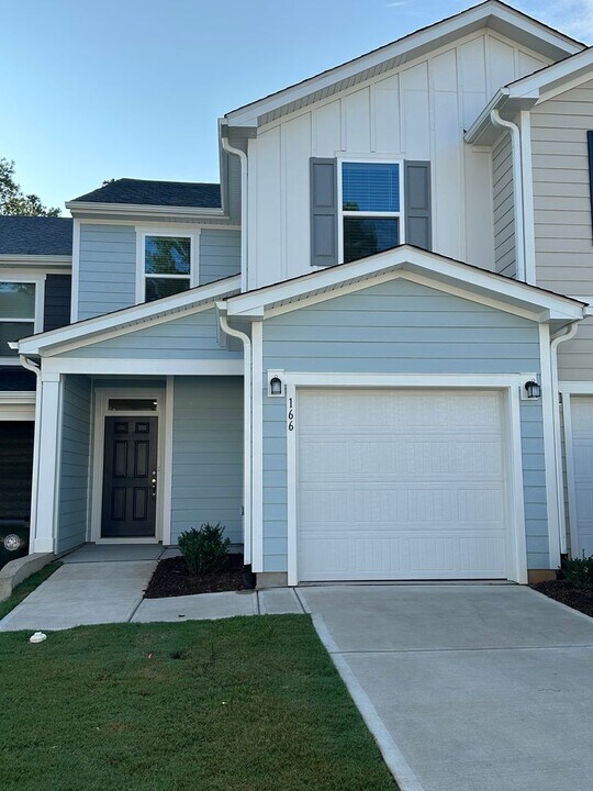 166 Parker Ln in Mebane, NC - Building Photo