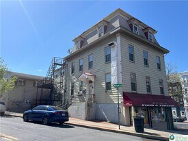601 Walnut St in Easton, PA - Building Photo
